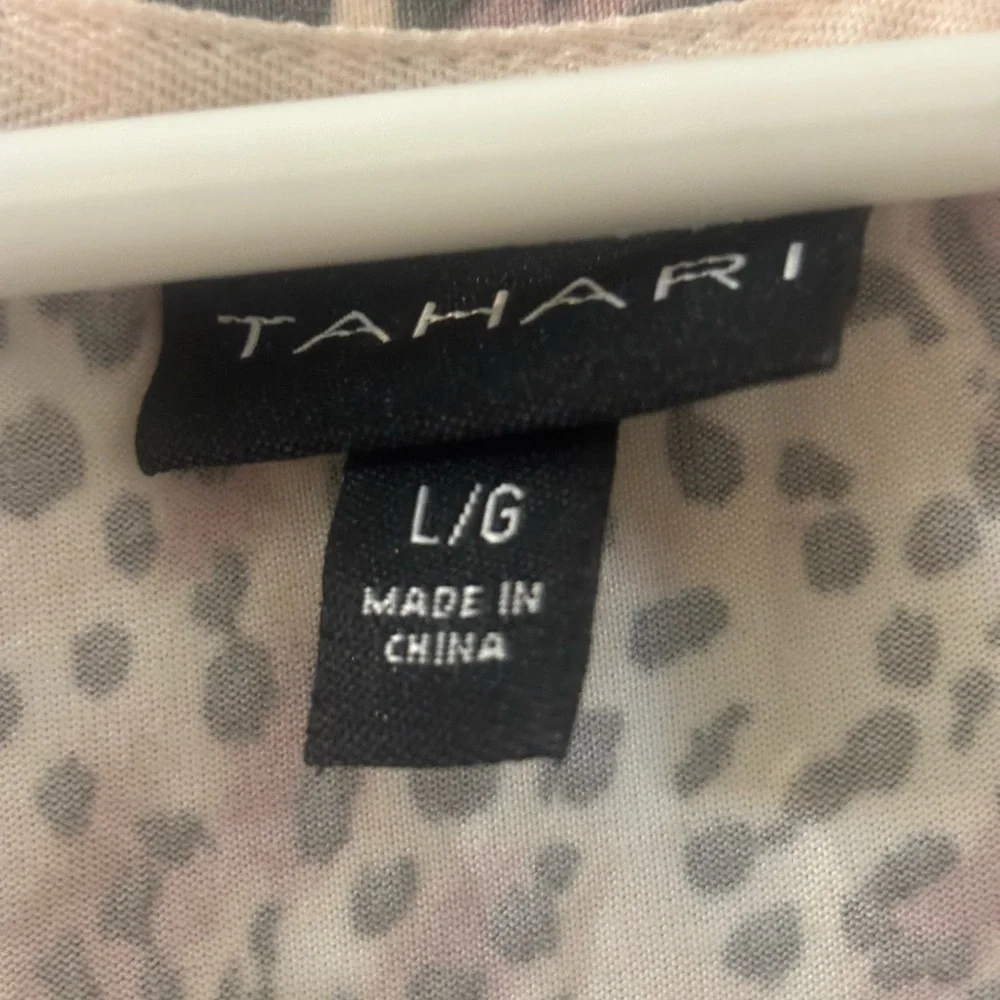 Tahari good used